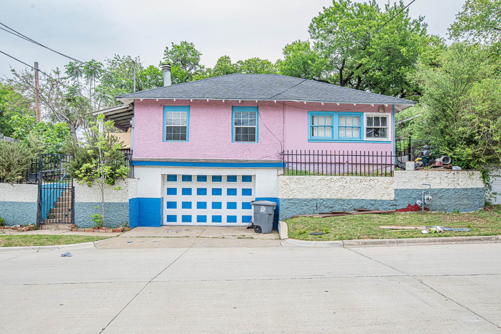 507 Sabine Street Dallas TX 75203