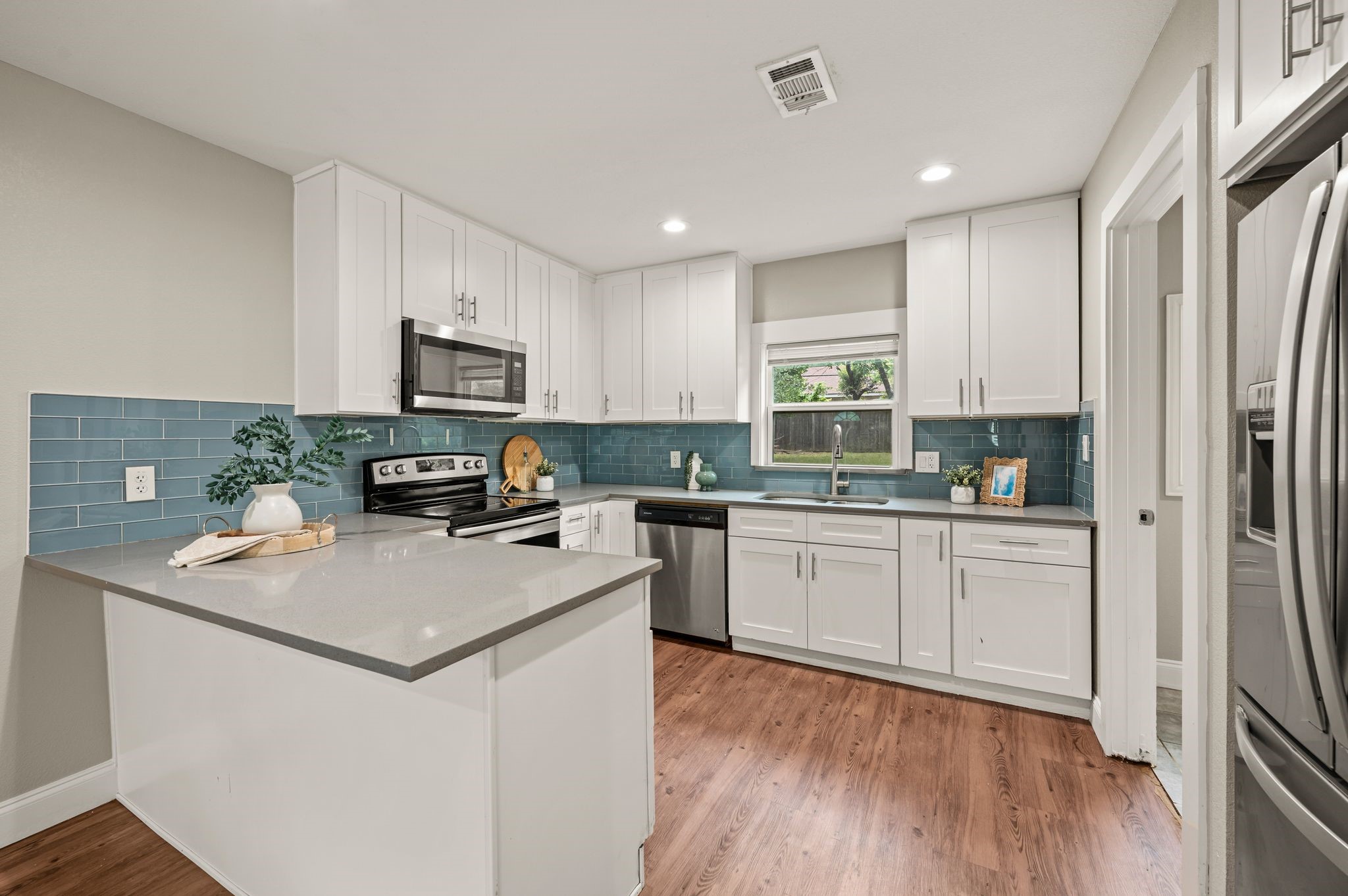 609 W Inwood Drive Arlington TX 76010