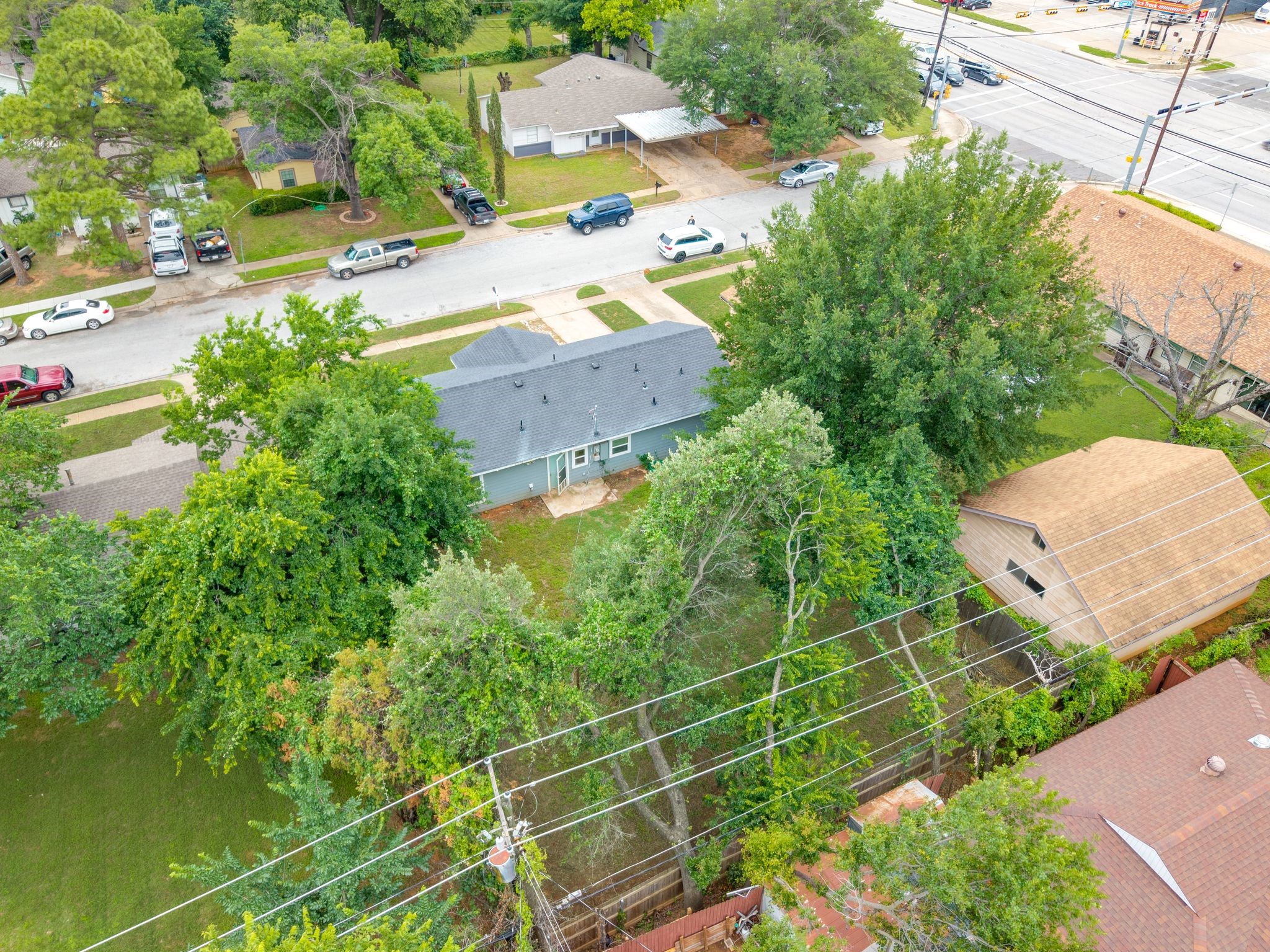 609 W Inwood Drive Arlington TX 76010