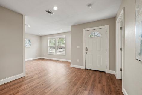 609 W Inwood Drive Arlington TX 76010