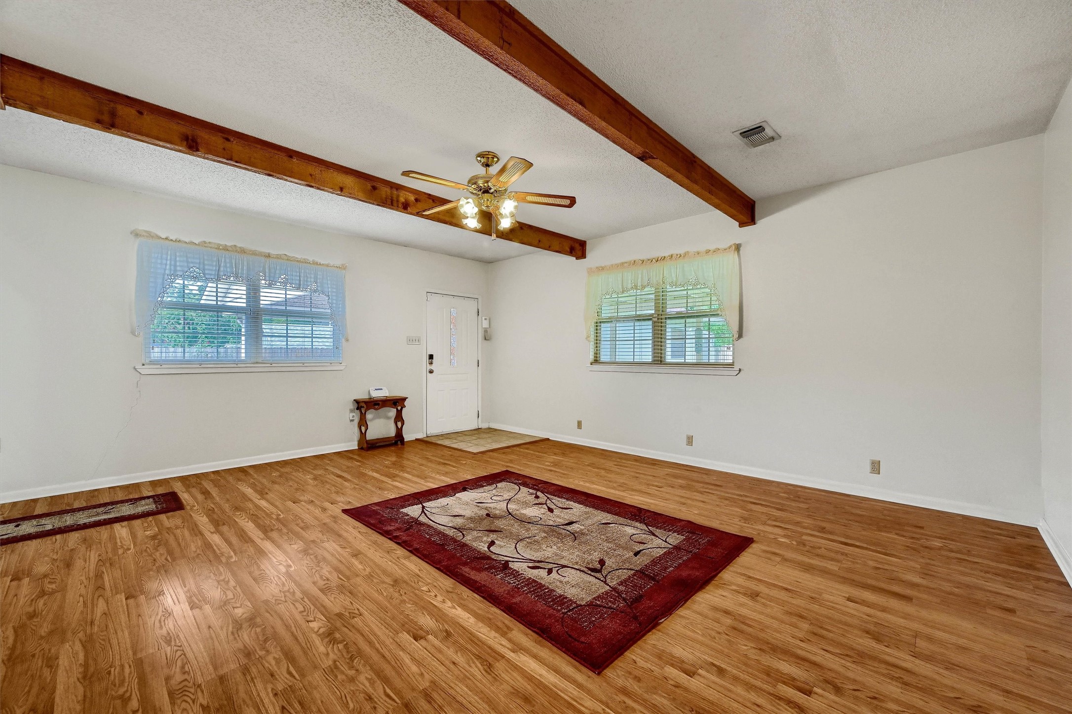 812 Holiday Drive Sherman TX 75090