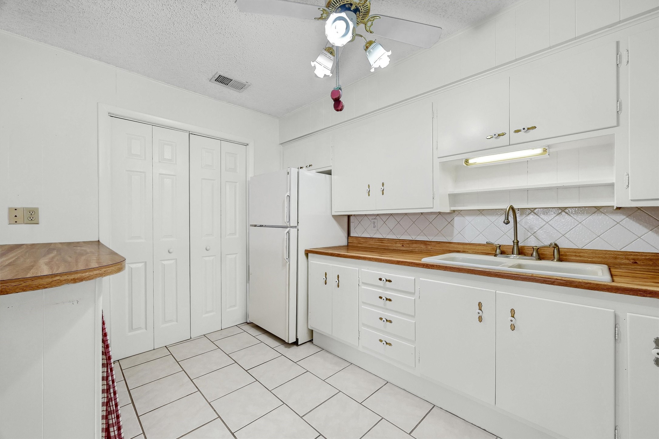 812 Holiday Drive Sherman TX 75090