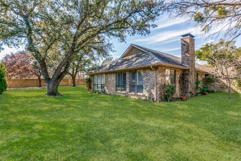 5006 Village Court Dallas TX 75248