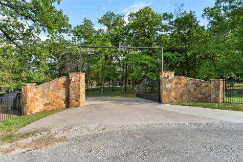 7401 Hilltop Drive Fort Worth TX 76108