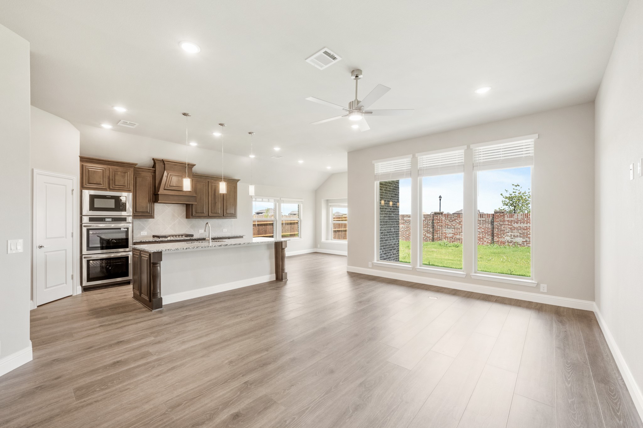 1232 Wrenwood Lane Red Oak TX 75154