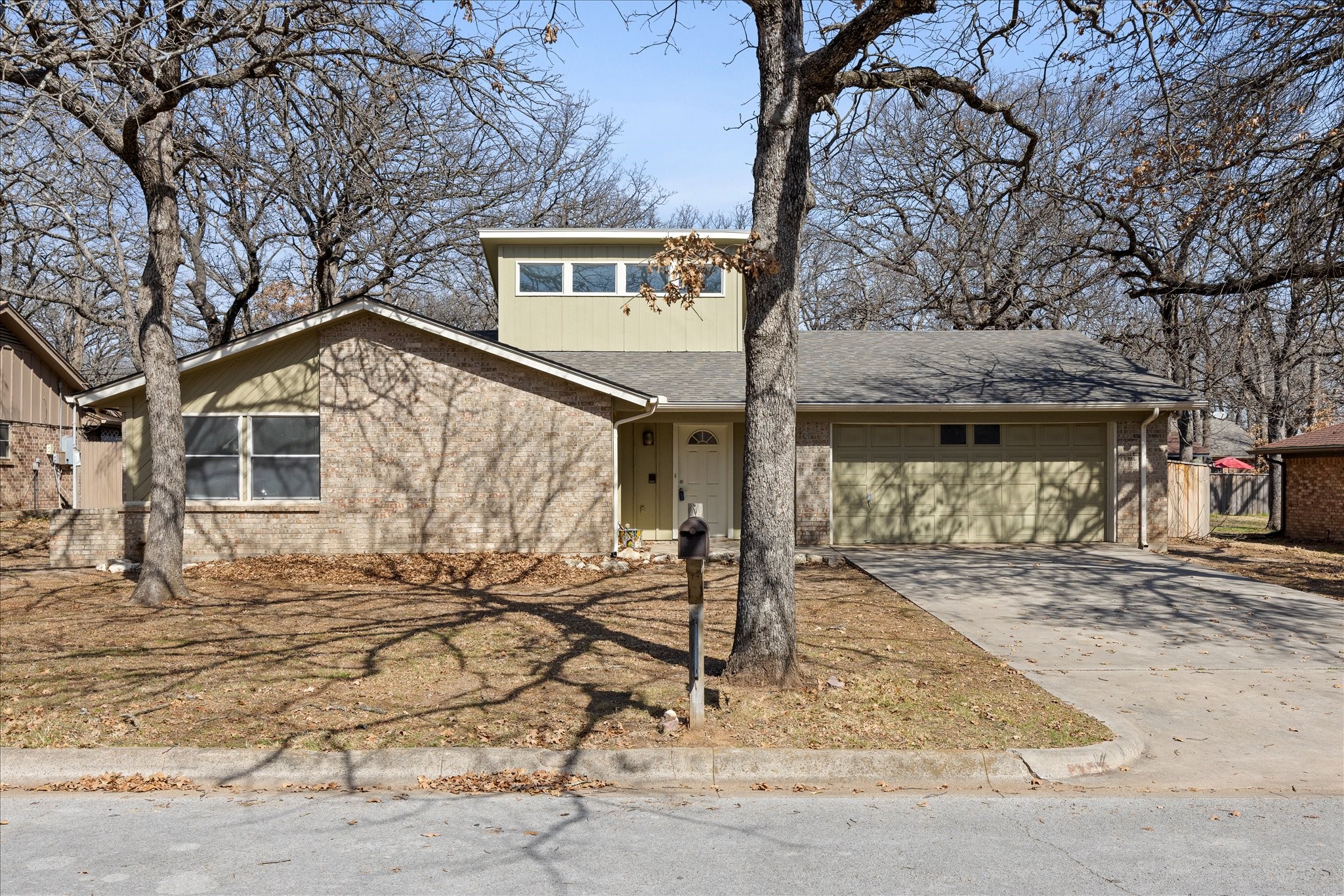 1113 Wood Ridge Drive Azle TX 76020