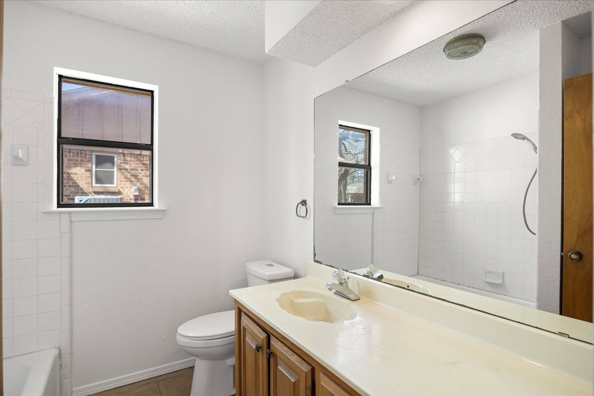 1113 Wood Ridge Drive Azle TX 76020