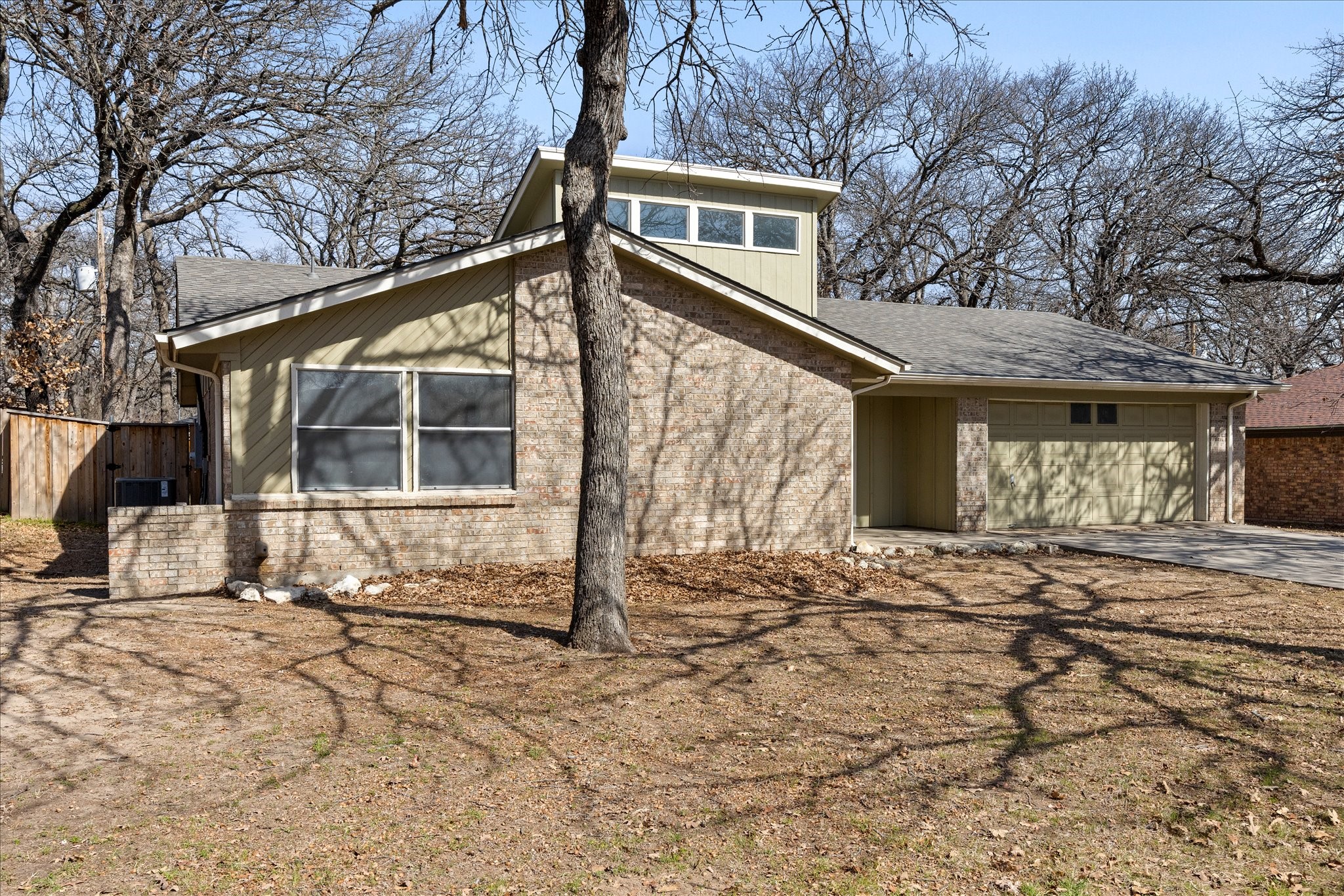 1113 Wood Ridge Drive Azle TX 76020