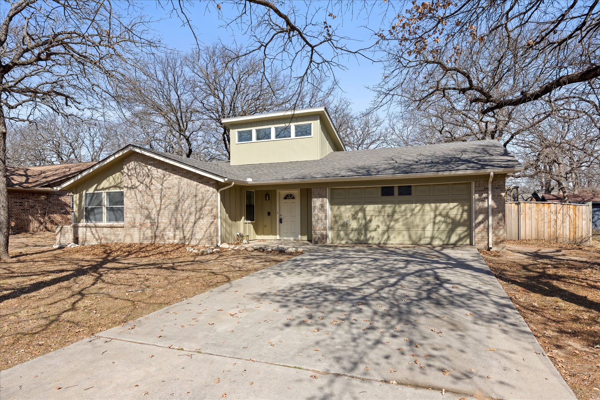 1113 Wood Ridge Drive Azle TX 76020