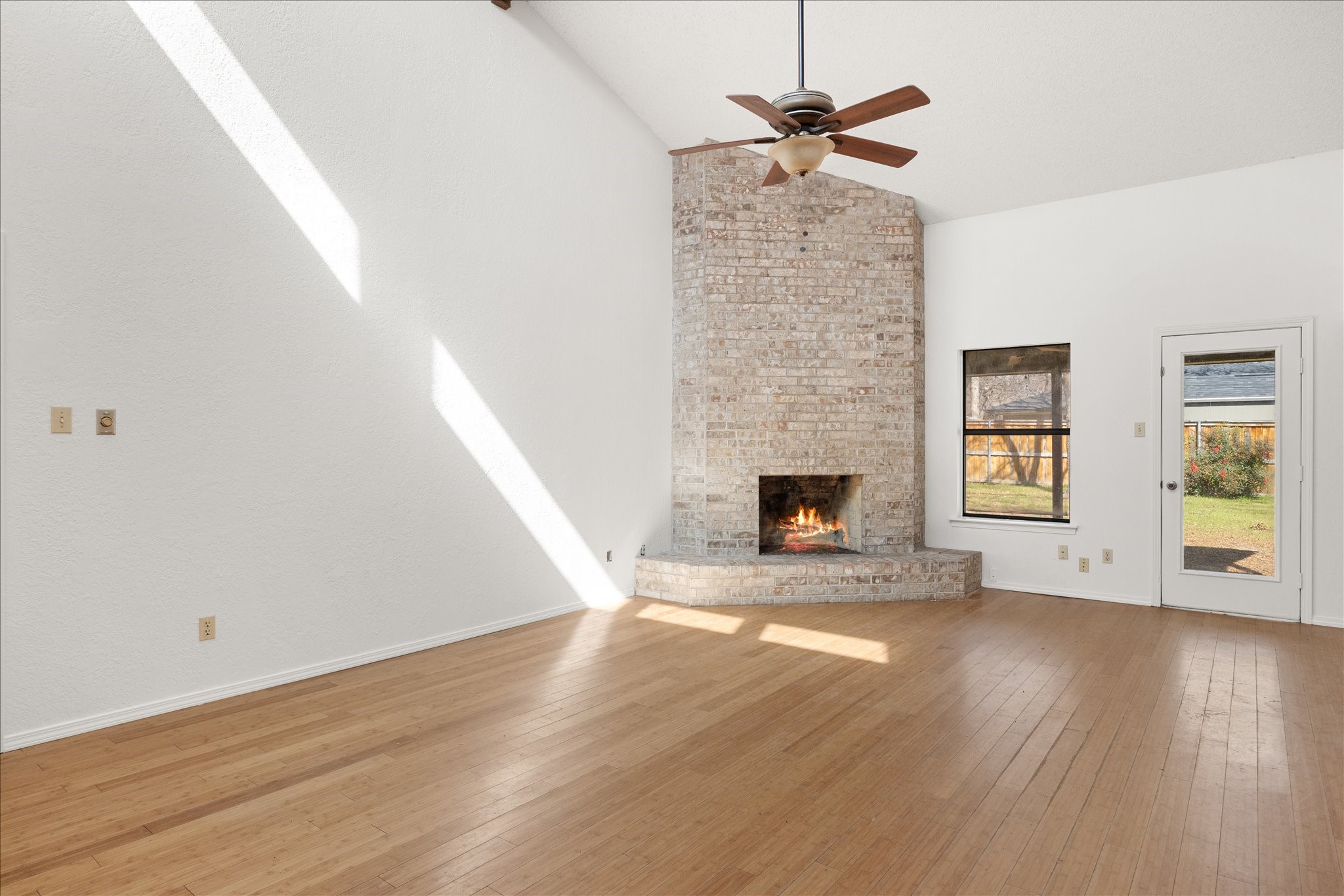1113 Wood Ridge Drive Azle TX 76020