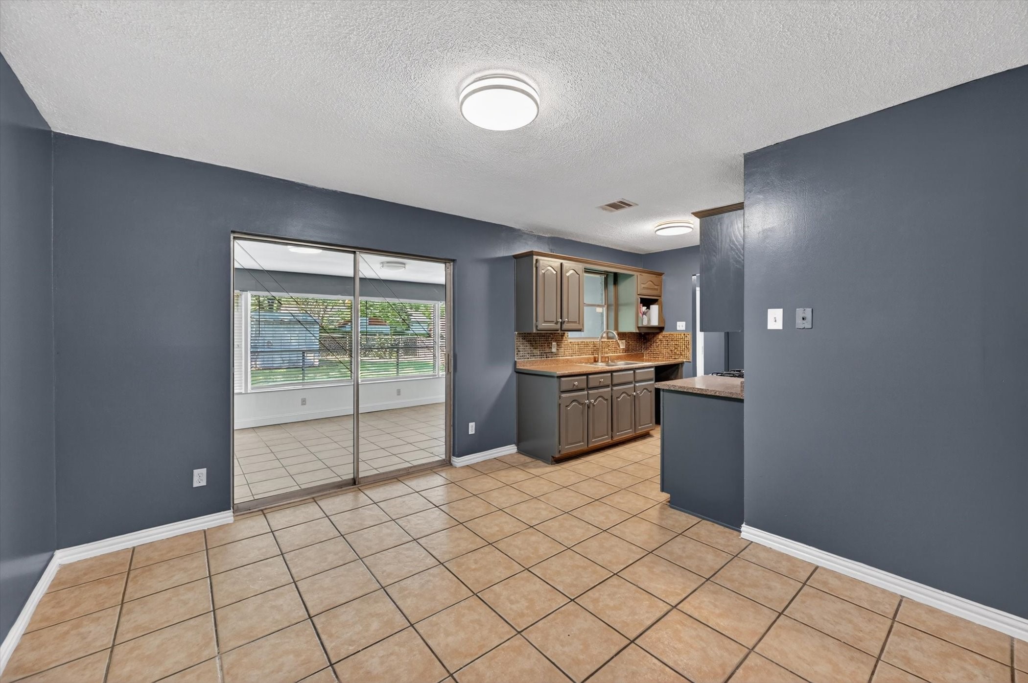 604 Holly Lane Duncanville TX 75116
