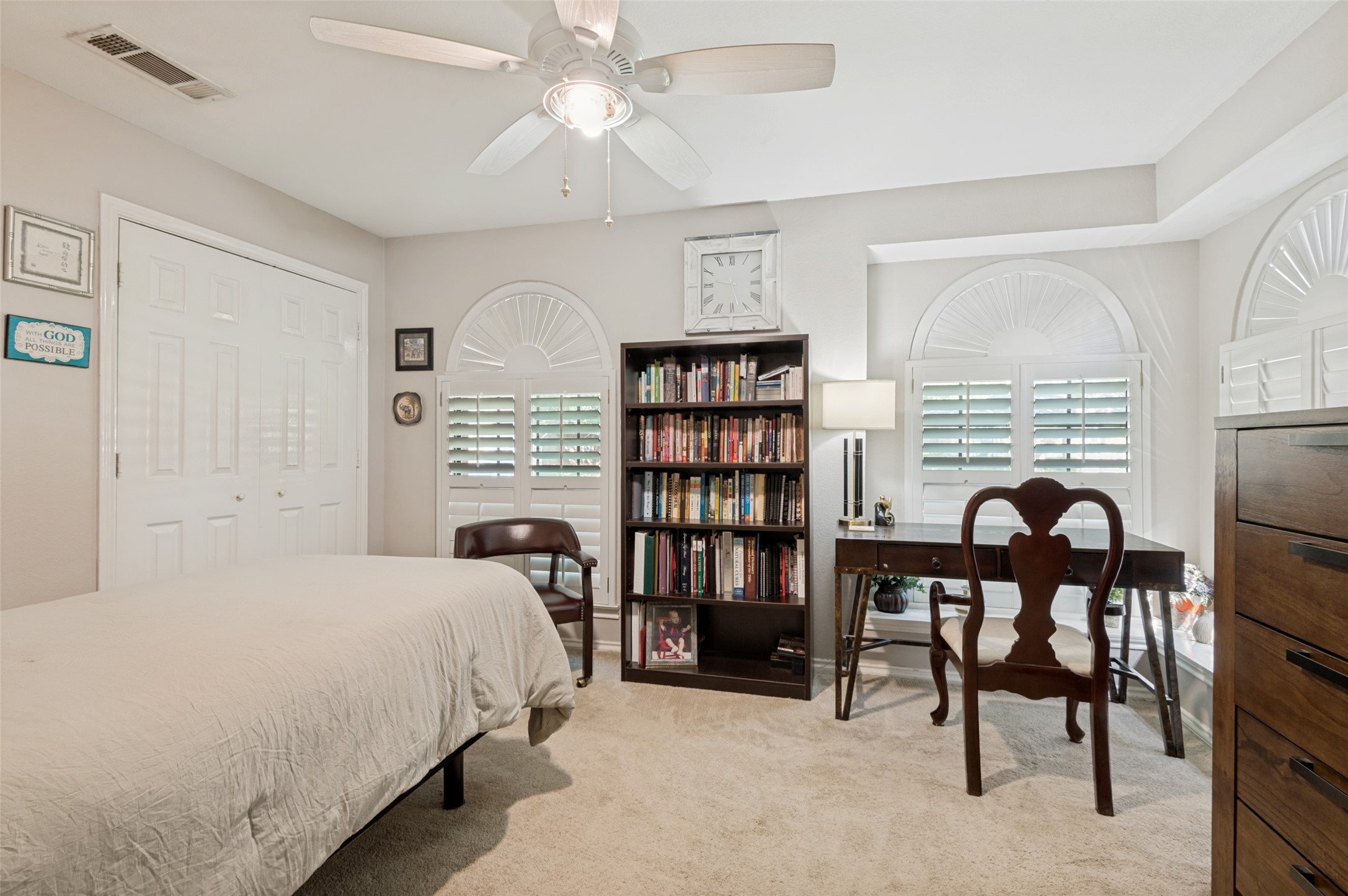 1212 Boardwalk Street Arlington TX 76011