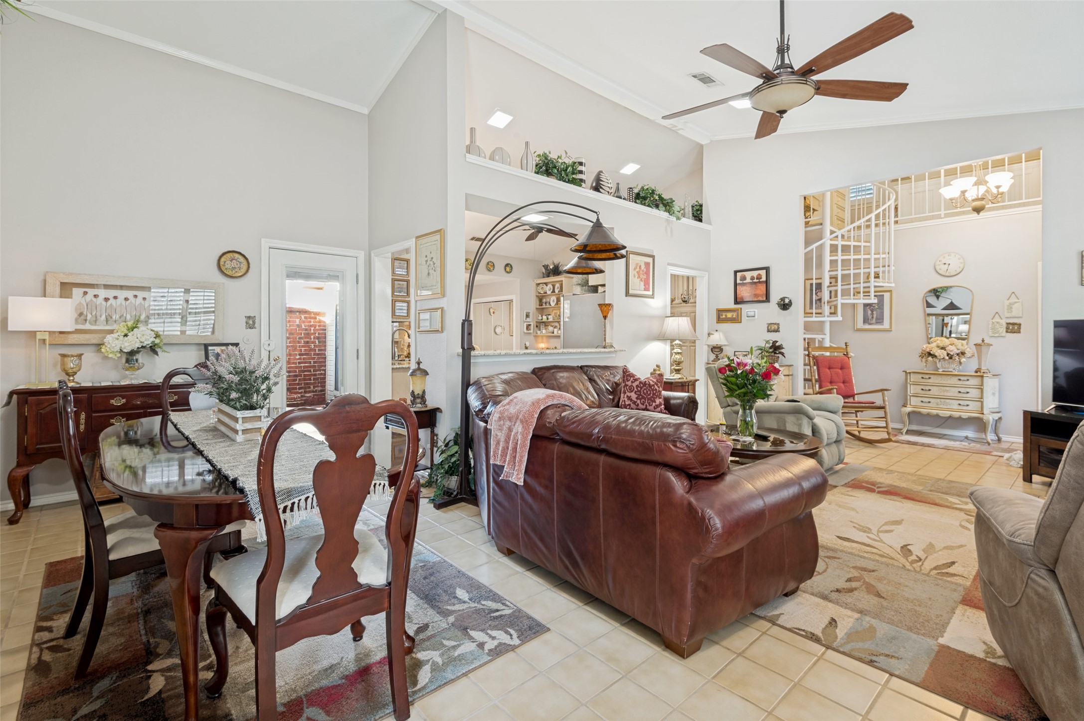 1212 Boardwalk Street Arlington TX 76011
