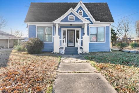 419 W 5th Street Bonham TX 75418