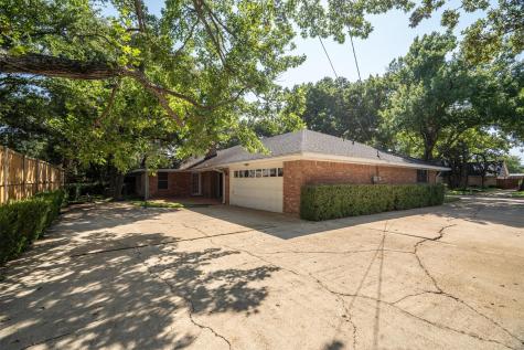 1604 Oak Meadow Drive Irving TX 75061