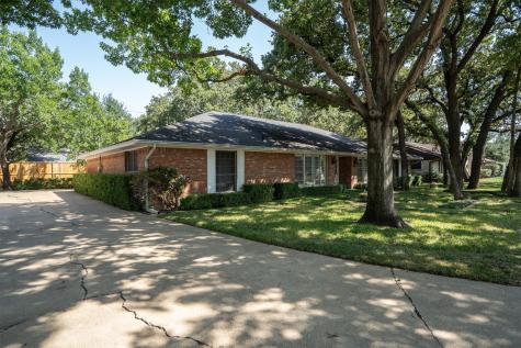 1604 Oak Meadow Drive Irving TX 75061