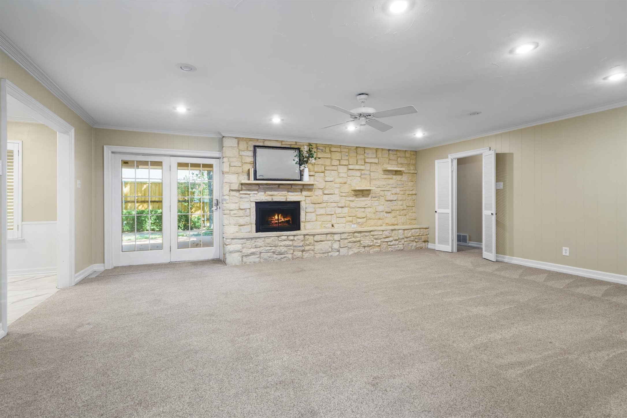 1604 Oak Meadow Drive Irving TX 75061