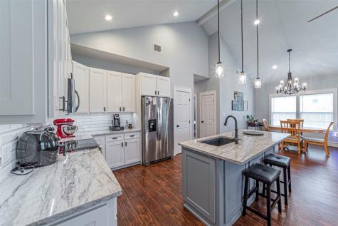 4011 Marana Drive Granbury TX 76048