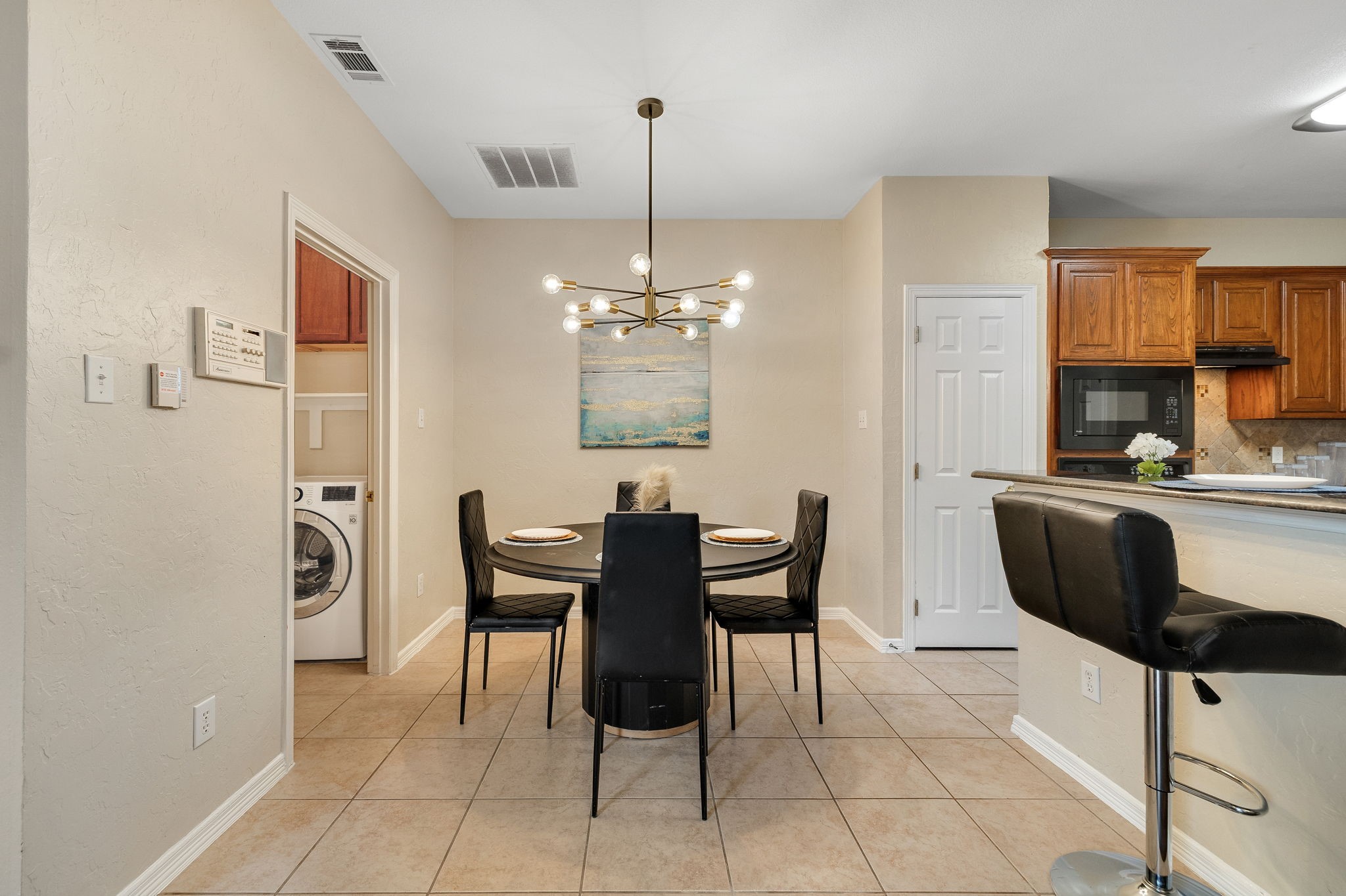 3152 Delaford Drive Carrollton TX 75007