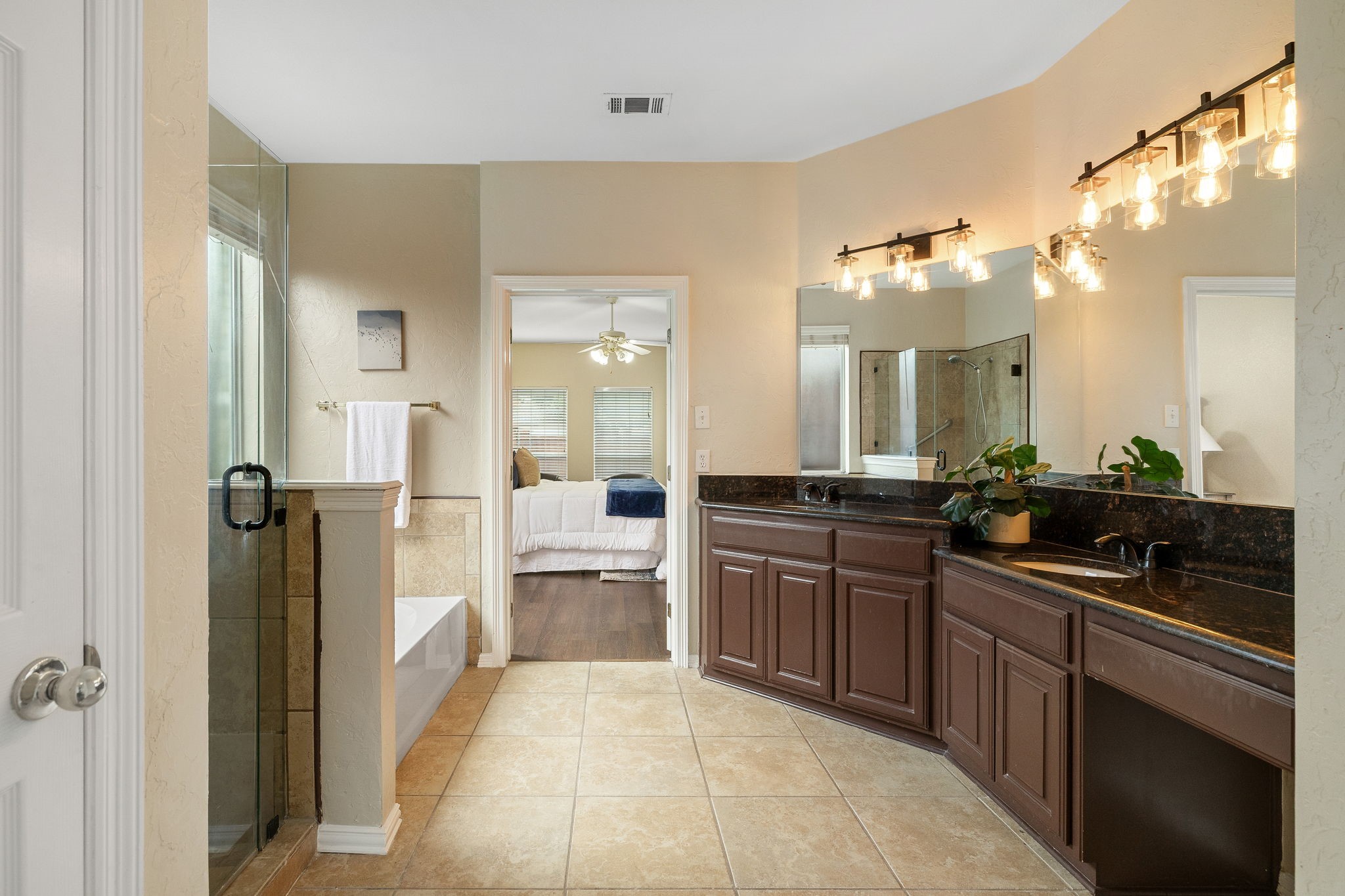 3152 Delaford Drive Carrollton TX 75007