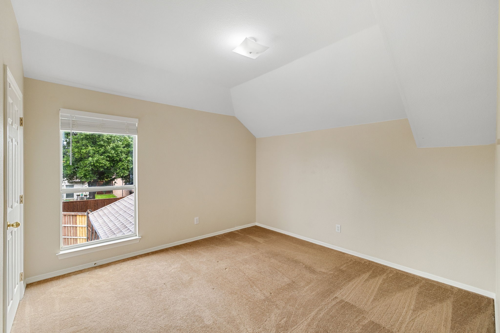 3152 Delaford Drive Carrollton TX 75007