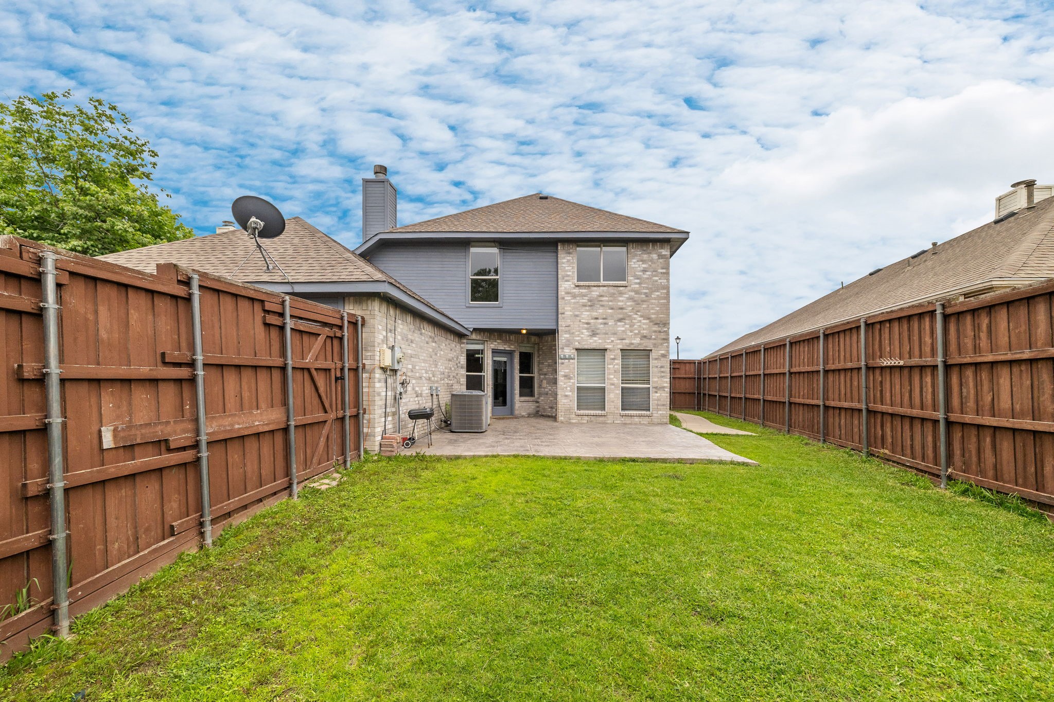 3152 Delaford Drive Carrollton TX 75007