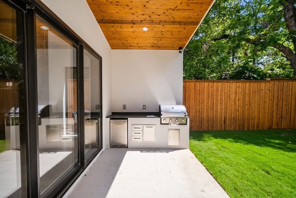 2334 Wycliff Avenue Dallas TX 75219