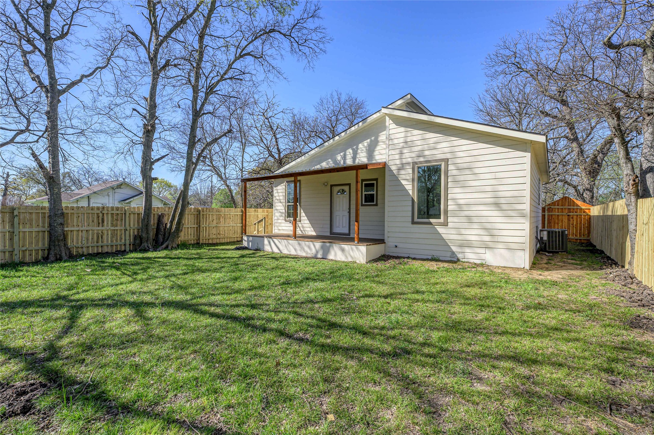 1905 S Walnut Street Sherman TX 75090