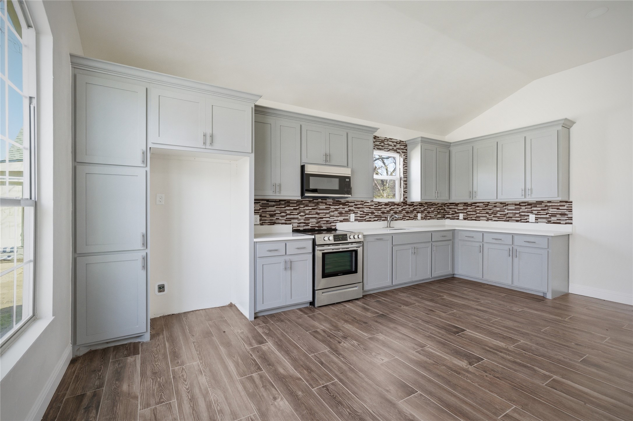 1905 S Walnut Street Sherman TX 75090