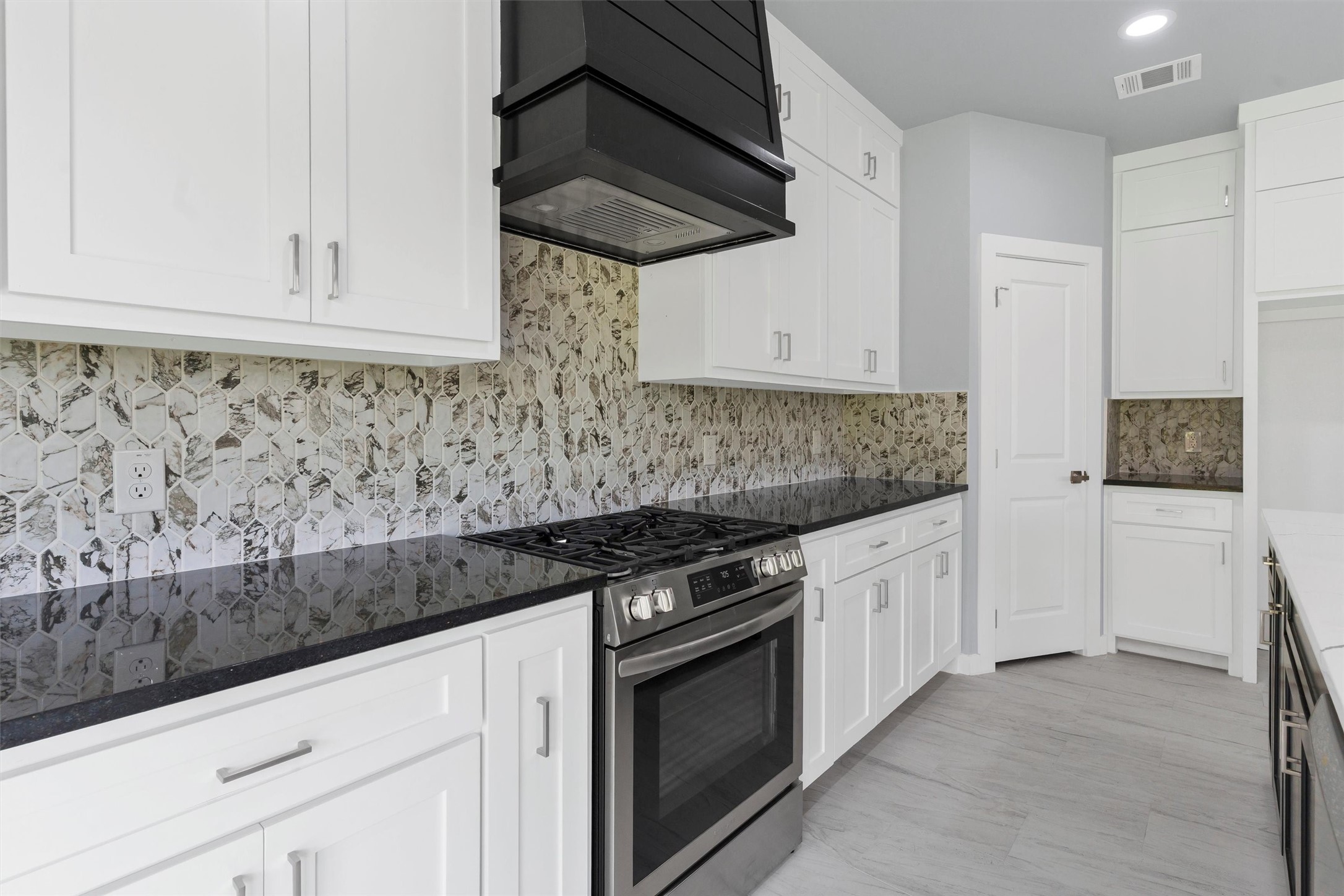 588 Highview Court Godley TX 76044