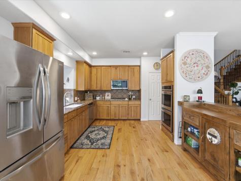 933 Oatlands Place Burleson TX 76028