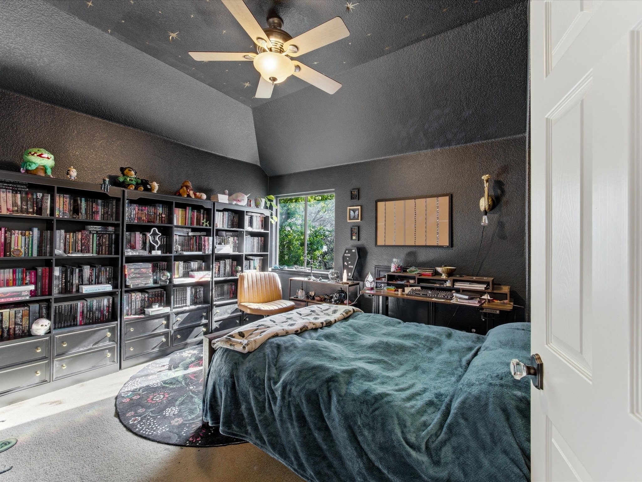 933 Oatlands Place Burleson TX 76028