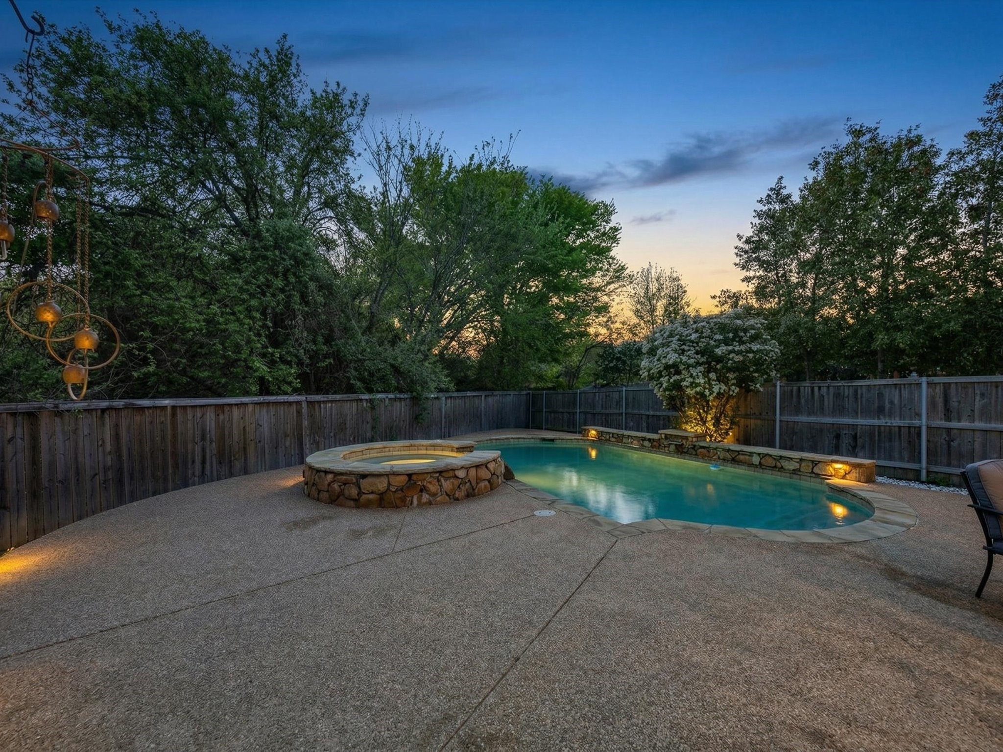 933 Oatlands Place Burleson TX 76028