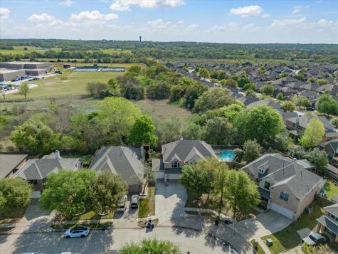 933 Oatlands Place Burleson TX 76028