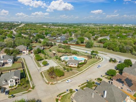 933 Oatlands Place Burleson TX 76028