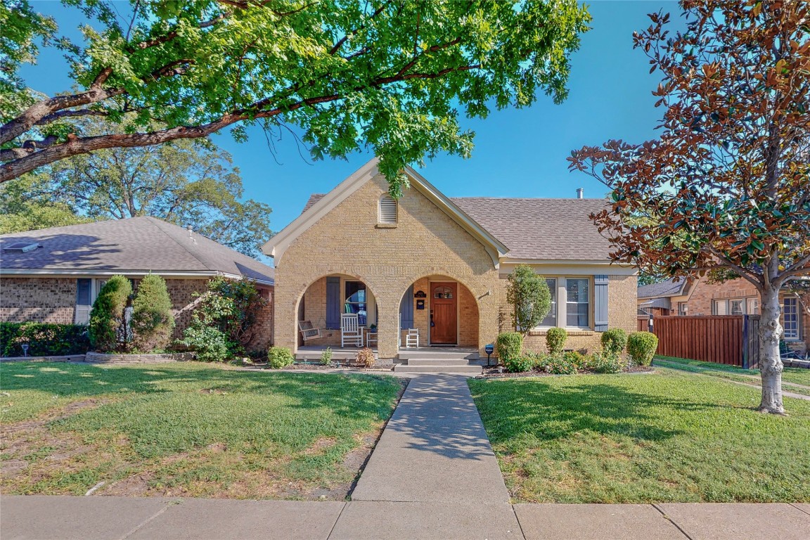 5931 Vickery Boulevard Dallas TX 75206