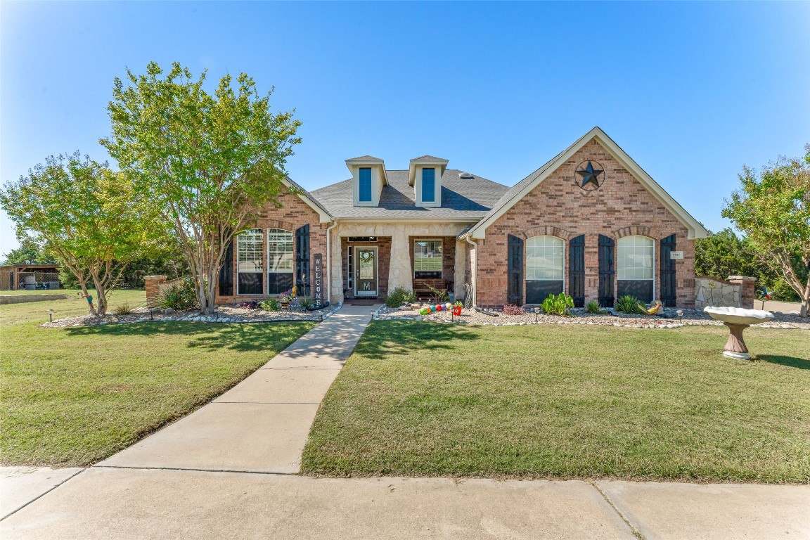 2200 Tree Top Court Granbury TX 76049