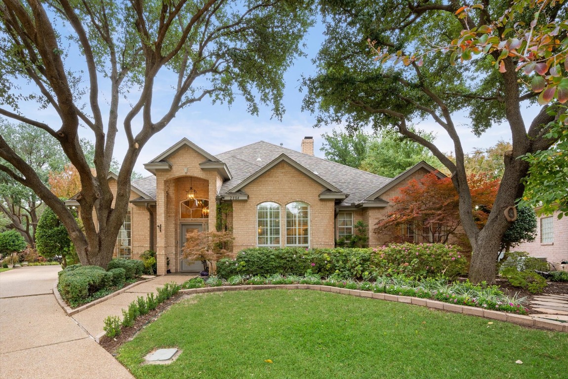 2884 Oakbriar Trail Fort Worth TX 76109