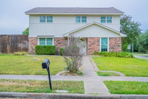 1513 Reston Drive Richardson TX 75081