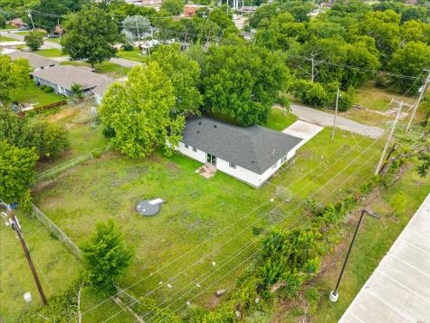 613 Jefferson Avenue Princeton TX 75407
