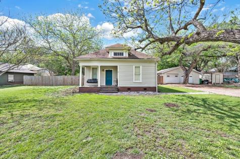 608 Avenue D Valley Mills TX 76689
