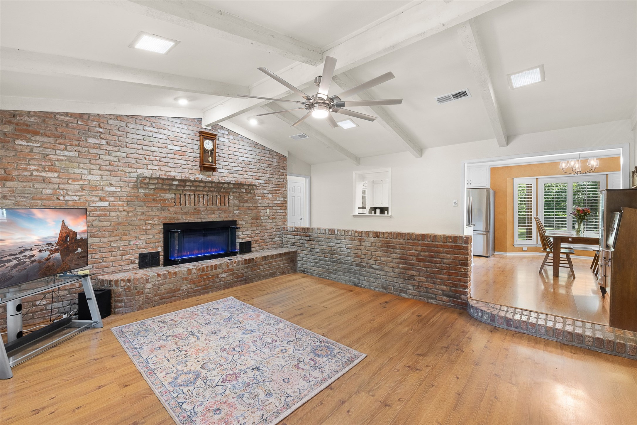 118 Deer Trail Bruceville TX 76630