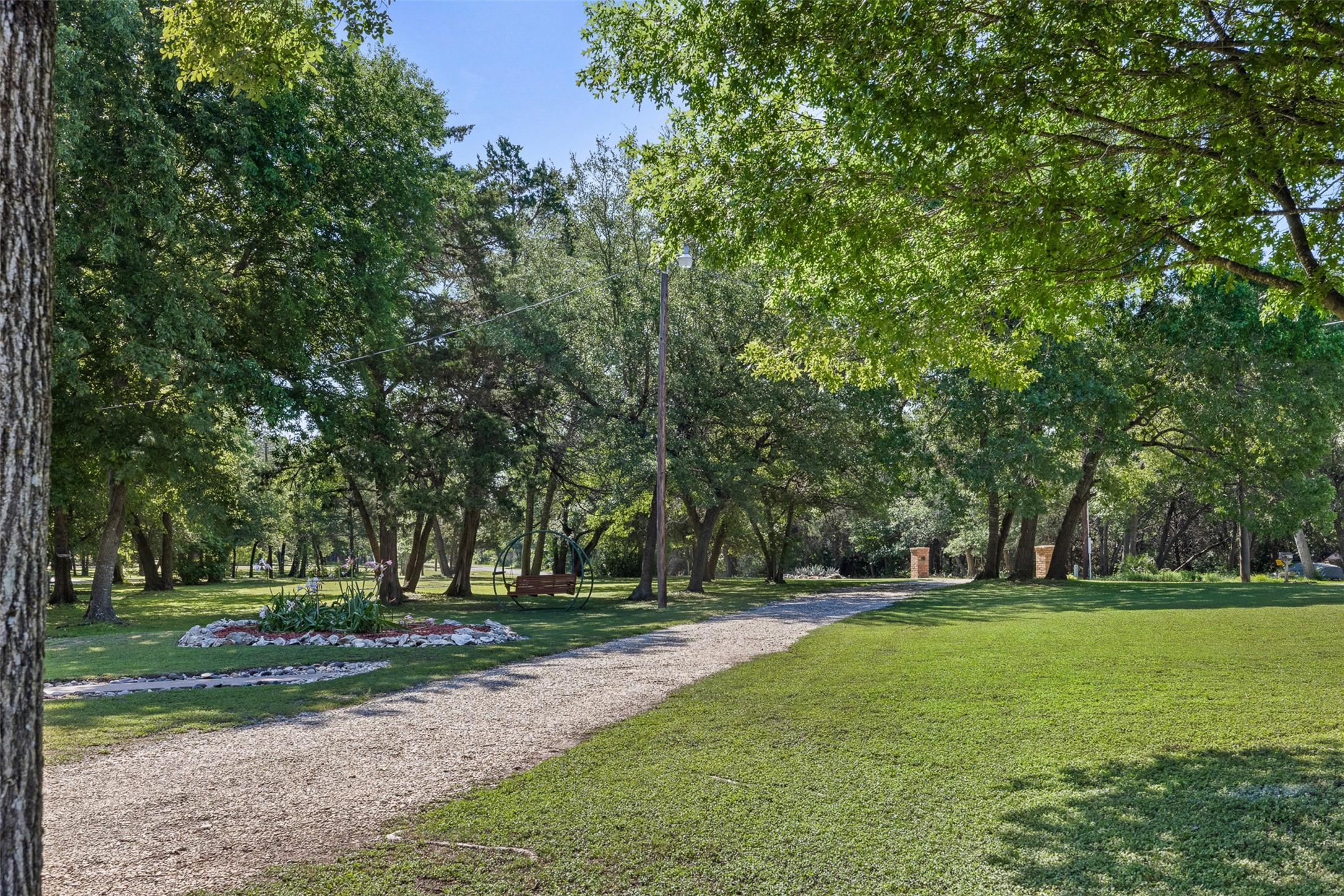 118 Deer Trail Bruceville TX 76630
