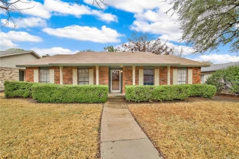 6230 Fallbrook Drive Garland TX 75043