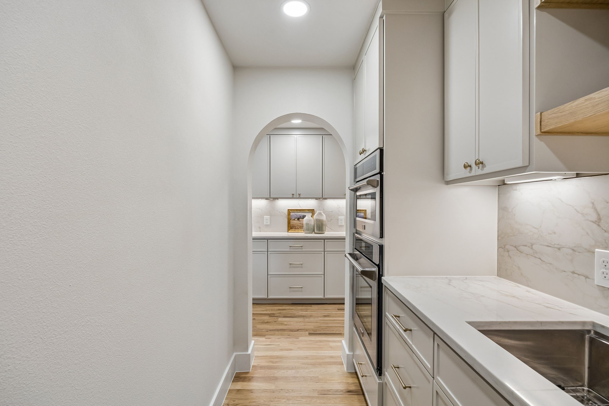 14214 Edgecrest Drive Dallas TX 75254