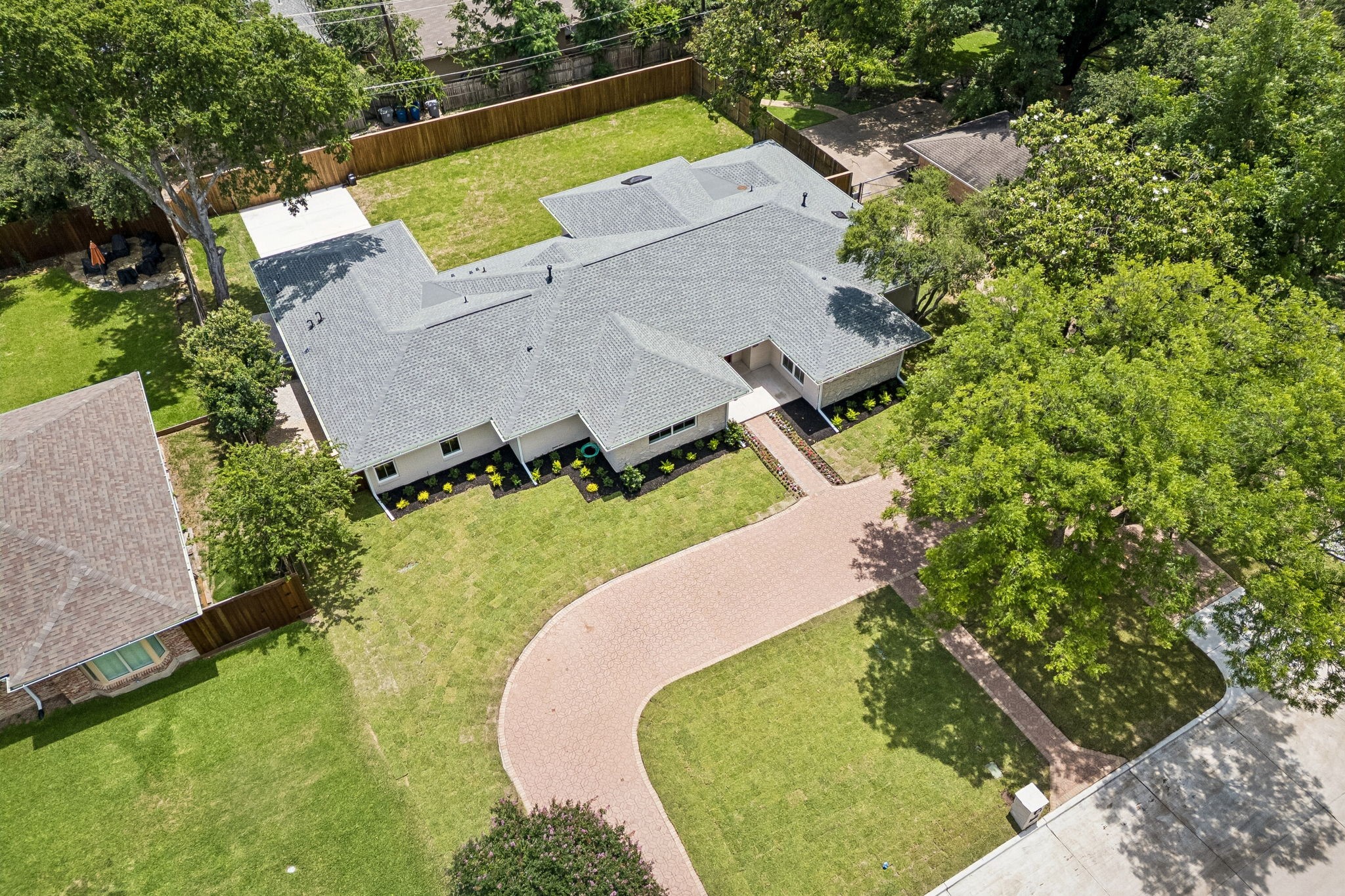 14214 Edgecrest Drive Dallas TX 75254