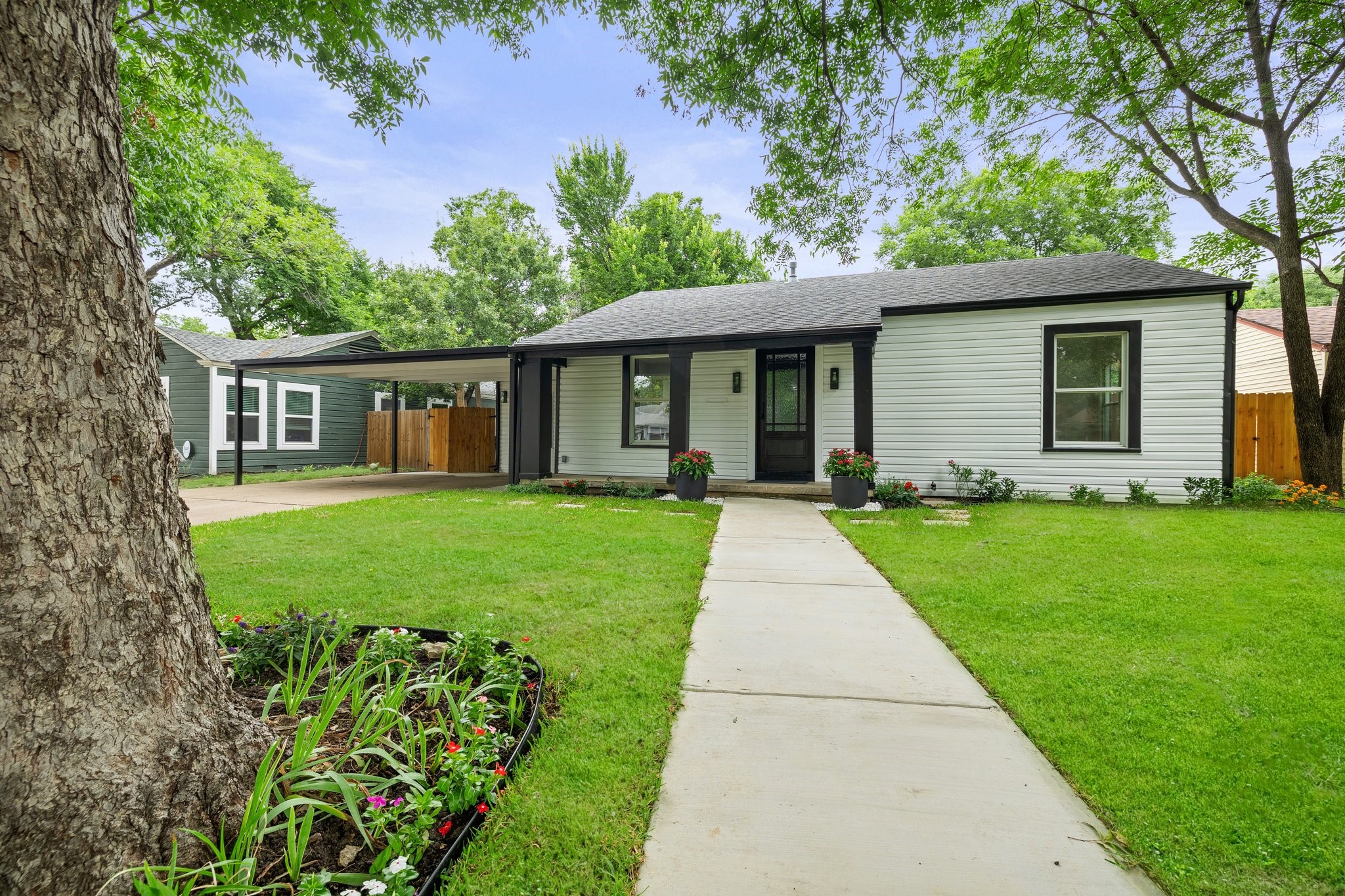 828 Northwood Road Fort Worth TX 76107