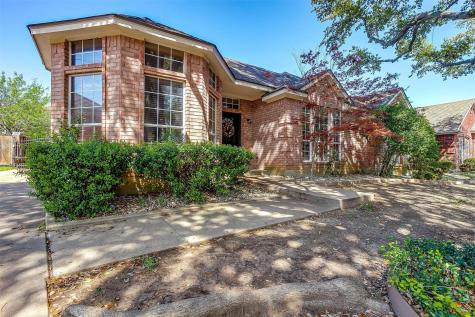 2519 Satinwood Court Arlington TX 76001