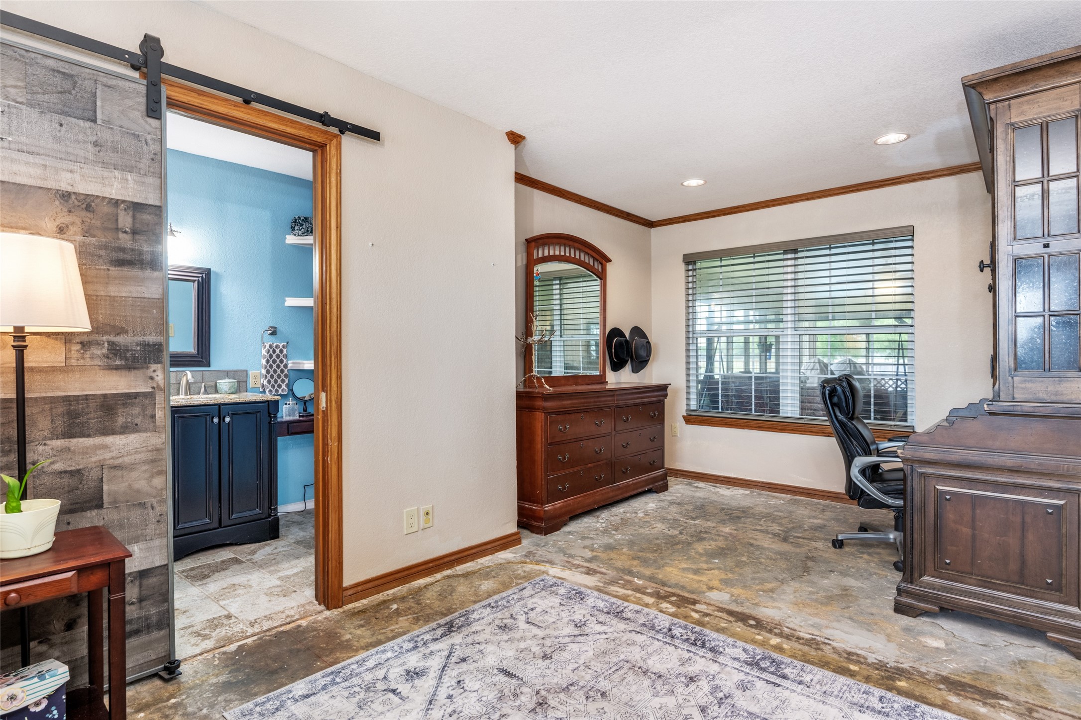 13647 Fm 407 Justin TX 76247