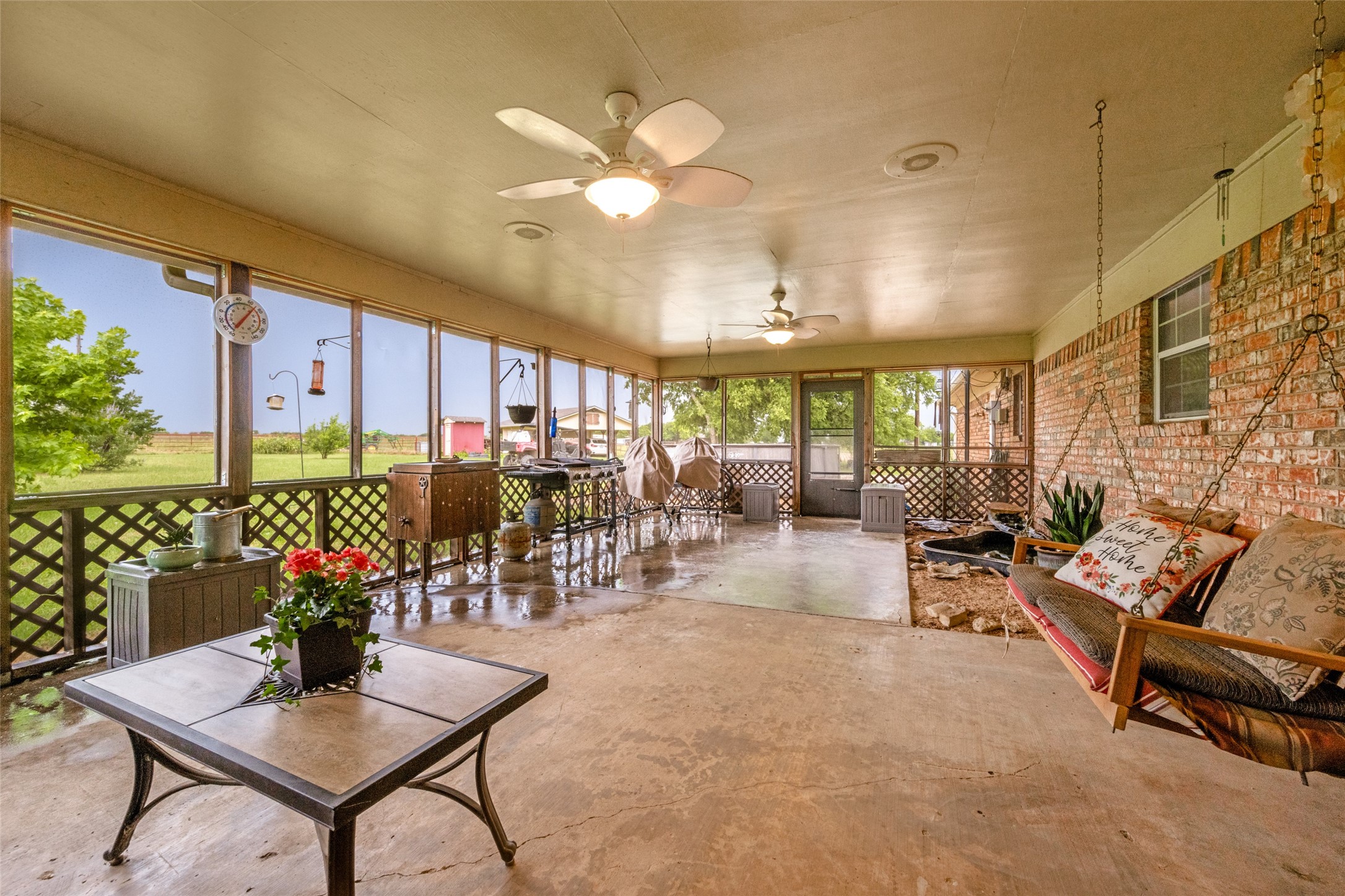 13647 Fm 407 Justin TX 76247